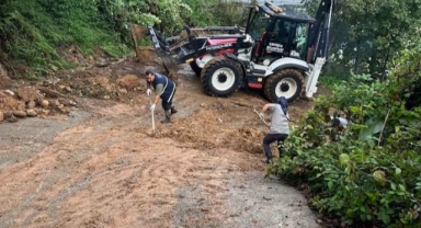 Giresun'da sağanak yağış hayatı olumsuz etkiledi! Ekipler seferber oldu