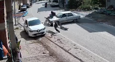 Otomobil ile çarpıştı, havada takla attı