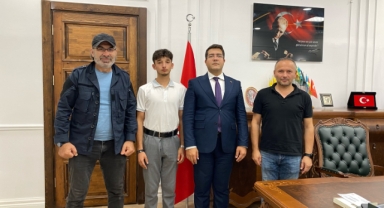 Piraziz'de büyük gurur! YKS birincisinden Piraziz Kaymakamlığı'na ziyaret