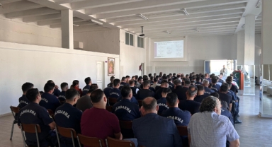 Giresun Yeşilay'dan Jandarma Personeline Teknoloji Bağımlılığı Eğitimi