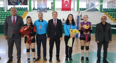 Giresun'da Gençler Kız Voleybol İl Birinciliği heyecanı başladı