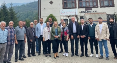 Giresun Milletvekili Elvan Işık Gezmiş, vatandaşlarla bir araya geldi
