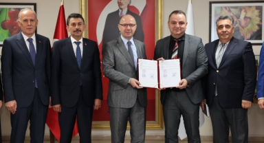 Giresun Valisi Serdengeçti, Kahverengi Kokarcanın Popülasyonunu Azaltma Projesini Duyurdu