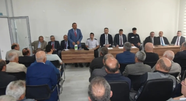 Görele Belediye Başkanı Hasbi Dede, muhtarlarla bir araya geldi