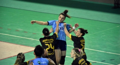 Hentbol Kadınlar Süper Lig: Ortahisar Belediyespor 32 - 27 Kırşehir Belediyespor
