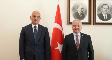 Kültür ve Turizm Bakanlığında Giresun Zirvesi: Giresun Adası Turizm Projesi Değerlendirildi