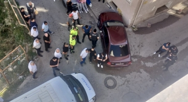 Sinop'ta okul servis minibüsü ile otomobil çarpıştı, 7 öğrenci yaralandı