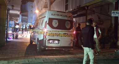 Sokak ortasında silahlı saldırı: 22 yaşındaki genç hayatını kaybetti