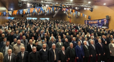 AK Parti Giresun Merkez İlçe Kongresi Şölen Havasında Gerçekleşti