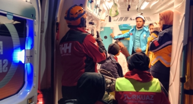 Aladağlar'da kaybolan Belaruslu dağcı kız kardeşler tedavi altında