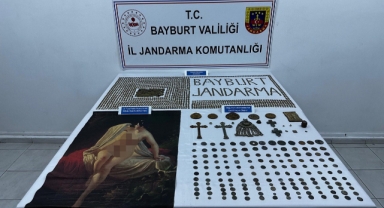 Bayburt'ta Dünyaca Ünlü Tablo Ele Geçirildi