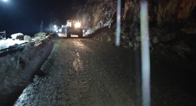 Giresun'da heyelan sonucu kapanan o yol ulaşıma açıldı