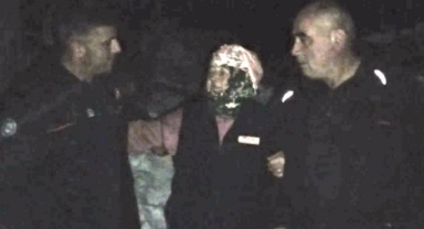 Kar nedeniyle mahsur kalan 75 yaşındaki kadın kurtarıldı