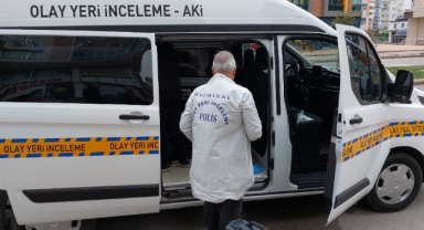 Kiralık ev bakmak için gittiği binanın 6. katından düşerek öldü