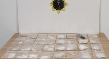 Paket paket uyuşturucu ele geçirildi