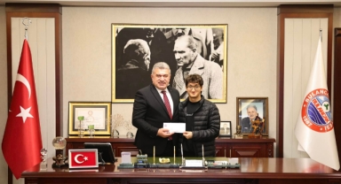 Başkan Sıbıç, Giresunlu Milli Sporcu Turgut Aslan Yaraman’ı Ağırladı