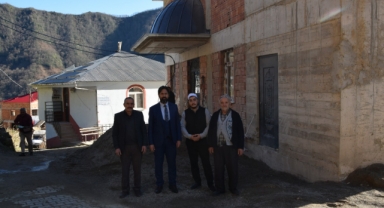 Espiye İlçe Müftüsü Gülbe, Aydınlar Köyü’ndeki Cami İnşaatlarını İnceledi