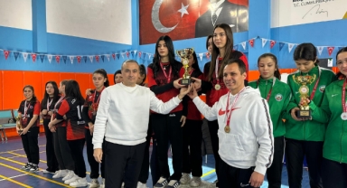 Giresun’da Dart İl Birinciliği Müsabakalarında Kıyasıya Mücadele: Şampiyonlar Belirlendi
