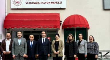 Giresun’da Dünya İnsan Hakları Günü'ne Özel Program: Huzurevi Sakinleriyle Bir Araya Gelindi
