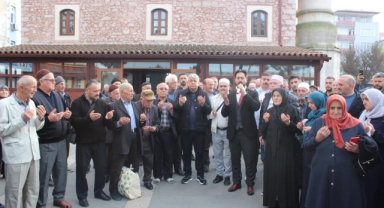 Giresun’da Umreciler Kutsal Topraklara Dualarla Uğurlandı