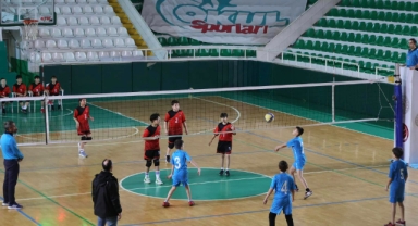 Giresun’da Voleybol Heyecanı: Giresun, 2025 Yarı Final Voleybol Müsabakalarına Ev Sahipliği Yapacak
