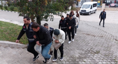 Giresun Dahil 5 ilde Yasa Dışı Bahis Operasyonu: 17 Kişi Gözaltına Alındı