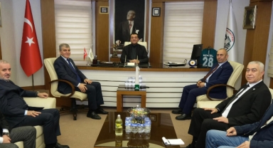 Giresun İş İnsanları ve Bürokratları Derneği Yönetimi, Başkan Köse’yi Ziyaret Etti