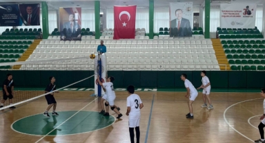 Giresun Yıldız Erkekler Voleybol Müsabakalarında Şampiyon Belirlendi!