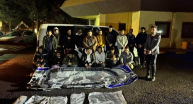 Göçmen kaçakçılığı operasyonu: 17 göçmen yakalandı
