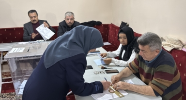 Karabük'te Mahalleden Köye Dönüşen Cemal Ovası'nda Vatandaşlar Sandık Başına Gitti