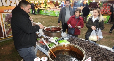 Kebap şehrinde 'Karadeniz Günleri ve Hamsi Festivali'ne yoğun ilgi