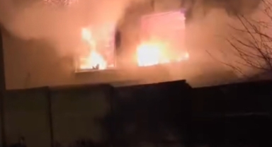 O kentte 3 ayrı ilçede yangın çıktı, 1 kişi hayatını kaybetti