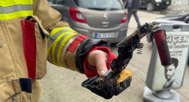 Şarjda bırakılan matkap bomba gibi patladı