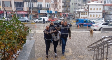 Yaşlı çifti 5 milyon TL dolandırdılar: 2 kişi tutuklandı