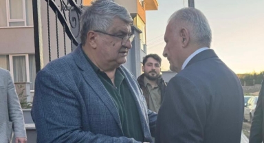 Binali Yıldırım, yangında hayatını kaybeden 8 kişilik ailenin yakınlarına taziye ziyaretinde bulundu