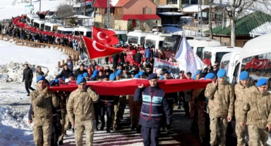 Giresun’da Sarıkamış Şehitlerine Saygı: ‘Bu Toprakta İzin Var’ Temasıyla Sarıkamış Şehitleri İçin Yürüdüler