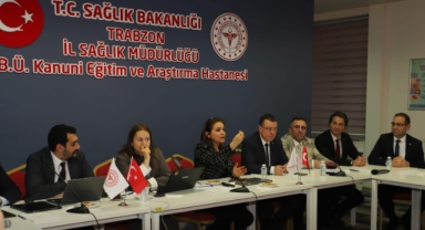 Giresun dahil 5 ilin sağlık yöneticileri, MHRS Değerlendirme Toplantısı için bir araya geldi