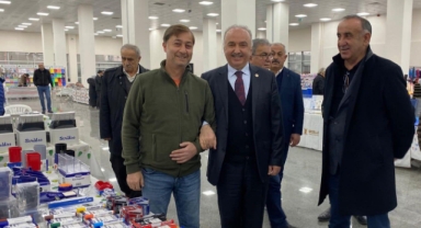 Giresun Milletvekili Temür, Giresun Kültür ve Fuar Merkezi’ni Ziyaret Ederek Değerlendirmelerde Bulundu