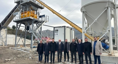Giresun Milletvekili Temür, Keşap Belediyesi Beton Santrali'nde İncelemelerde Bulundu