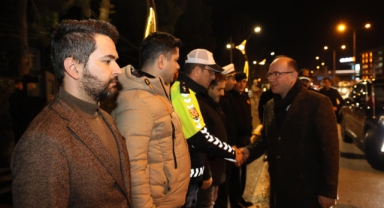 Giresun Valisi Serdengeçti, Görev Başındaki Emniyet Güçlerinin Yeni Yılını Kutladı