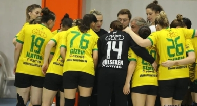 Görele Belediyespor İzmir'de kayıp!