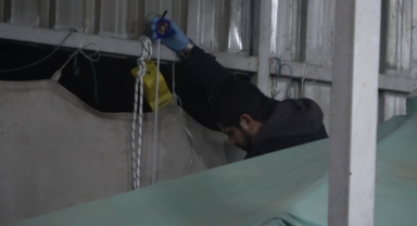 Oğlu tarafından ipte asılı bulundu