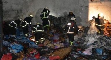 Ordu’da kedi kumu paketleme tesisi yandı!