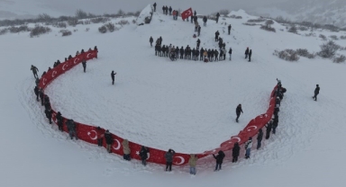 Sarıkamış Şehitleri 1900 rakımlı yaylada anıldı