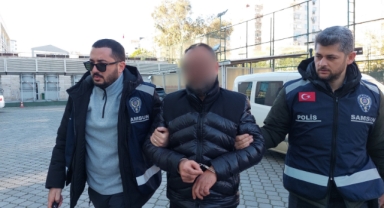 Tartıştığı oğlunu bıçakladı