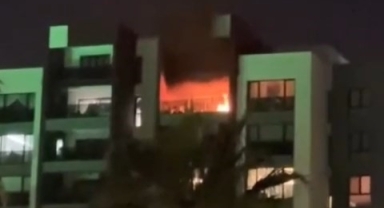 Yılbaşı kutlamalarındaki havai fişekler, evi alev topuna çevirdi