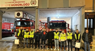 AK Parti Bulancak Gençlik Kolları Başkanı Hüsem ve Yönetim Kurulu Berat Kandili'nde Sahadaydı