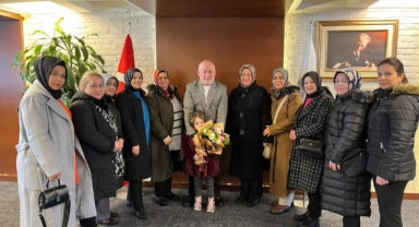 AK Parti Giresun Kadın Kolları Yönetim Kurulu’ndan Şebinkarahisar Belediye Başkanı Şentürk’e Ziyaret