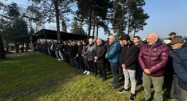 Evinde kalp krizi geçiren aile hekimi hayatını kaybetti