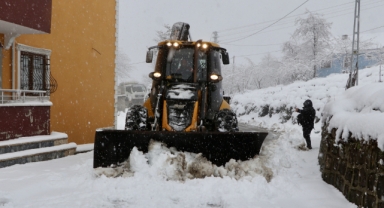 Giresun dahil 7 ilde bin 537 yerleşim yerine ulaşım sağlanamıyor